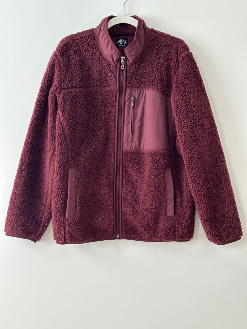 Uniqlo Bulky Fleece Burgundy Jacket